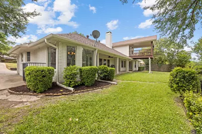 10112 Wandering Way Street, Benbrook, TX 76126 - Photo 6