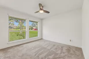 10112 Wandering Way St, Benbrook, TX 76126 - Photo 30