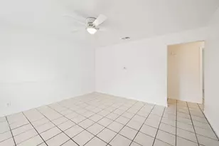 903 Woodbrook St, Arlington, TX 76011 - Photo 14