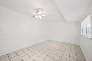 903 Woodbrook St, Arlington, TX 76011 - Photo 10