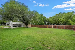 1724 S 18th St, Waco, TX 76706 - Photo 22
