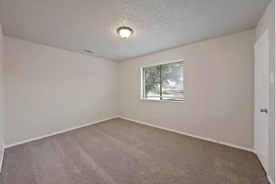 925 Creekview Drive, Mesquite, TX 75181 - Photo 16