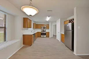 925 Creekview Dr, Mesquite, TX 75181 - Photo 10