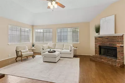 2104 Gent Drive, Plano, TX 75025 - Photo 2