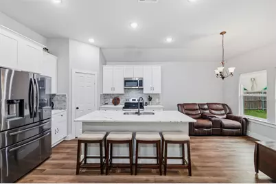 203 Pioneer Drive, Keene, TX 76059 - Photo 10