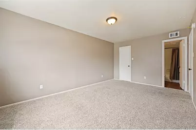 6005 Danbury Lane #202, Dallas, TX 75206 - Photo 8