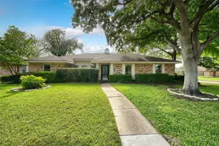 6105 Bronze Leaf Dr, Plano, TX 75023 - Photo 2