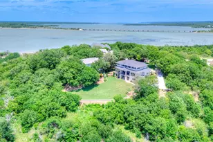 1132 Mallard Pointe Dr, Grand Prairie, TX 75104 - Photo 1