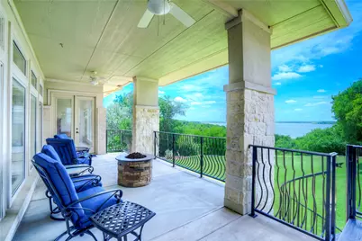 1132 Mallard Pointe Drive, Grand Prairie, TX 75104 - Photo 16