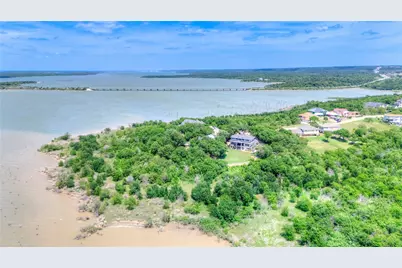 1132 Mallard Pointe Drive, Grand Prairie, TX 75104 - Photo 4
