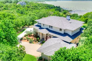 1132 Mallard Pointe Dr, Grand Prairie, TX 75104 - Photo 6