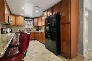 6608 Mccoy Ct, Watauga, TX 76148 - Photo 6