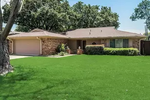 1912 Anna Dr, Irving, TX 75061 - Photo 2
