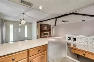 1912 Anna Dr, Irving, TX 75061 - Photo 10