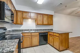 7809 Laver Ct, Fort Worth, TX 76112 - Photo 22