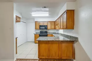 7809 Laver Ct, Fort Worth, TX 76112 - Photo 20