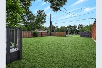 403 S Willomet Avenue, Dallas, TX 75208 - Photo 12