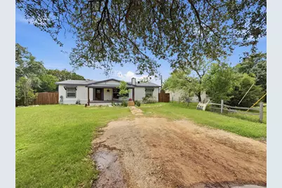 5120 San Marcos Court, Granbury, TX 76048 - Photo 2