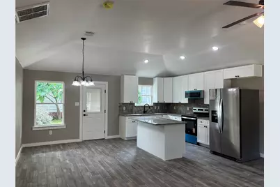 301 23rd Street, Mineral Wells, TX 76067 - Photo 4