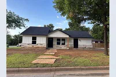 301 23rd Street, Mineral Wells, TX 76067 - Photo 2