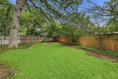 2604 Meadow Place, Bedford, TX 76021 - Photo 30
