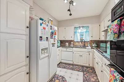 2604 Meadow Place, Bedford, TX 76021 - Photo 12