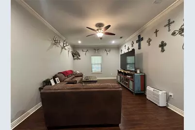 510 N Friou Street, Alvarado, TX 76009 - Photo 8