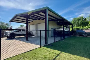510 N Friou St, Alvarado, TX 76009 - Photo 36