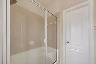828 Apple Hill Dr, Allen, TX 75013 - Photo 10