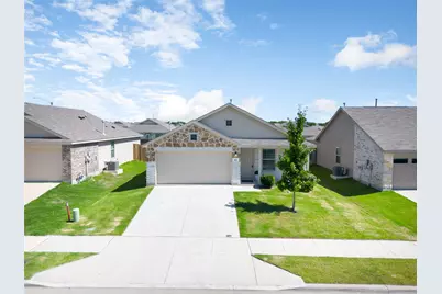 320 Red Rock Trail, Fort Worth, TX 76052 - Photo 2