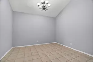 231 Shady Ln Dr, Fort Worth, TX 76112 - Photo 12
