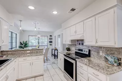 2015 Tanglewood Drive, Grapevine, TX 76051 - Photo 8