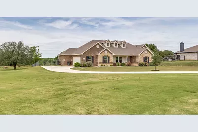 428 Herb Stephens Jr Way, Springtown, TX 76082 - Photo 2