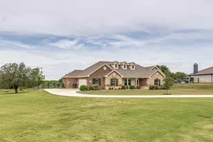 428 Herb Stephens Jr Way, Springtown, TX 76082 - Photo 2