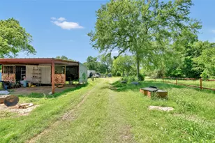 5313 Hidden Oaks Ln, Arlington, TX 76017 - Photo 24