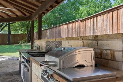 1902 Cheshire Drive, Grapevine, TX 76051 - Photo 8