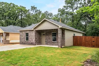 106 Navajo Drive, Mabank, TX 75156 - Photo 1
