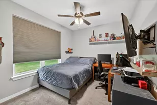 1005 W Chambers St, Cleburne, TX 76033 - Photo 30