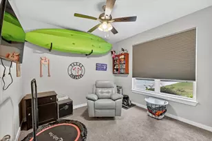 1005 W Chambers St, Cleburne, TX 76033 - Photo 28