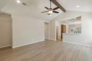 731 W Bond St, Denison, TX 75020 - Photo 6
