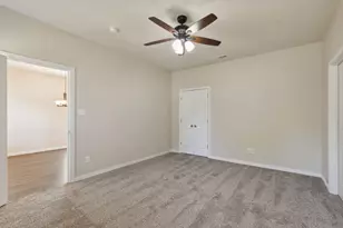 731 W Bond St, Denison, TX 75020 - Photo 16