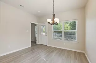 731 W Bond St, Denison, TX 75020 - Photo 14