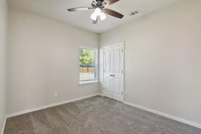 731 W Bond Street, Denison, TX 75020 - Photo 22