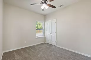 731 W Bond St, Denison, TX 75020 - Photo 22