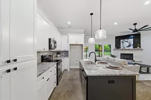 5808 W Virginia Trail, Granbury, TX 76048 - Photo 10