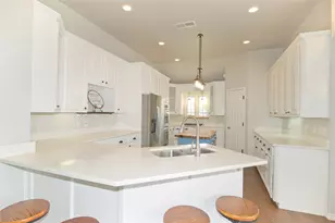 732 N Elm St, Muenster, TX 76252 - Photo 10