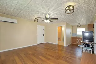 732 N Elm St, Muenster, TX 76252 - Photo 32