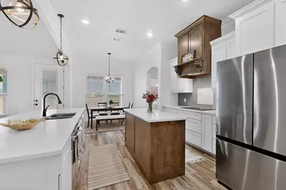 125 Remington Park Drive, Springtown, TX 76082 - Photo 12