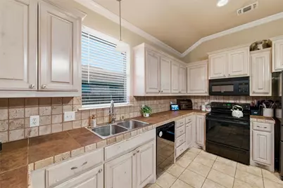 1837 Roadrunner Drive, Weatherford, TX 76088 - Photo 12