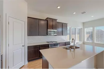 10143 Prairie Drive, Frisco, TX 75035 - Photo 10